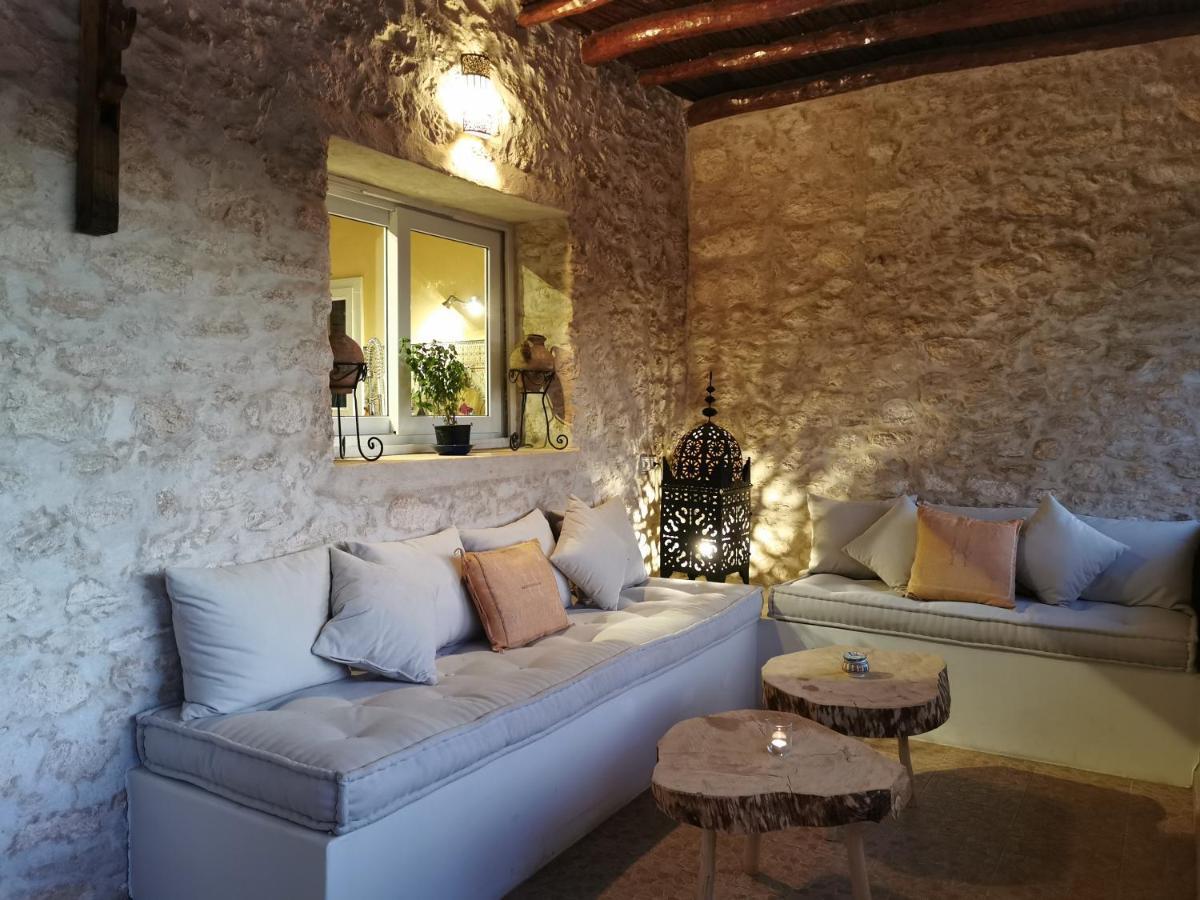 Maison Mimosa, Lovely 3 Bedroom Villa With A Large Pool Есувейра Екстериор снимка